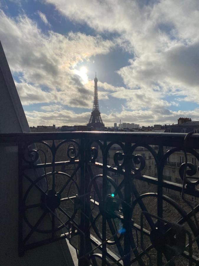 The Eiffel Tower Room París Exterior foto